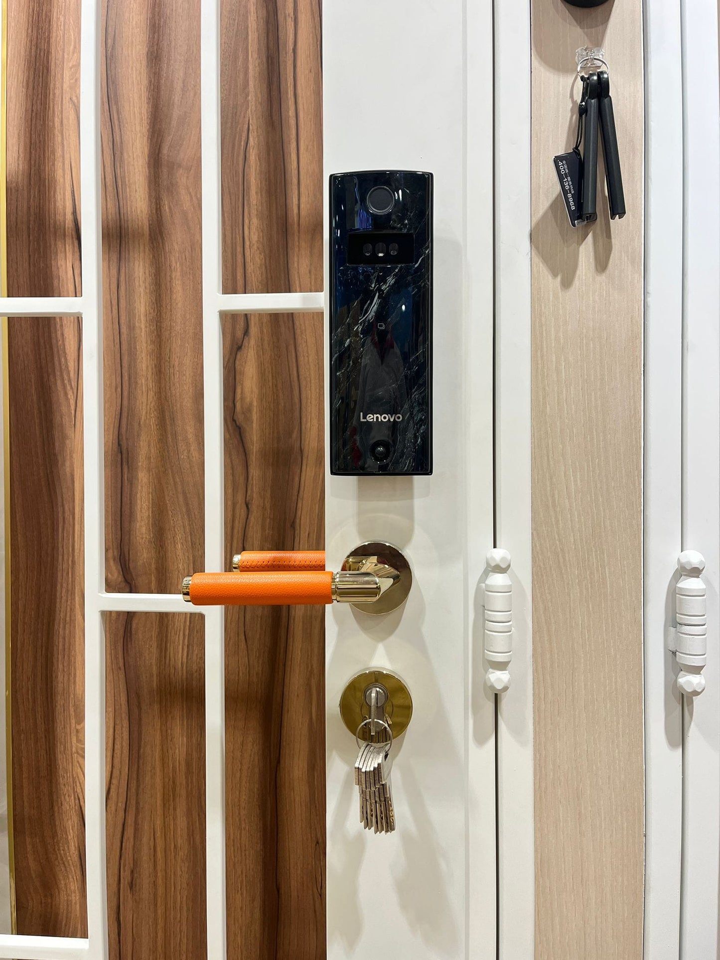 Lusano Mortise Handle